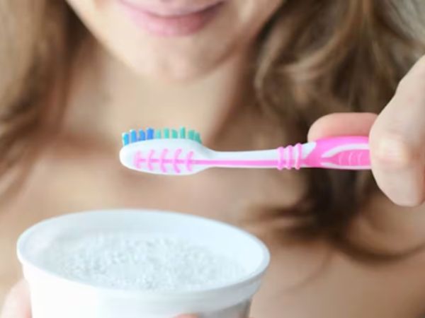 Cần sử dụng thuốc tẩy trắng răng đúng cách Cần sử dụng thuốc tẩy trắng răng đúng cách