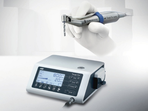 Máy khoan đặt trụ Implant