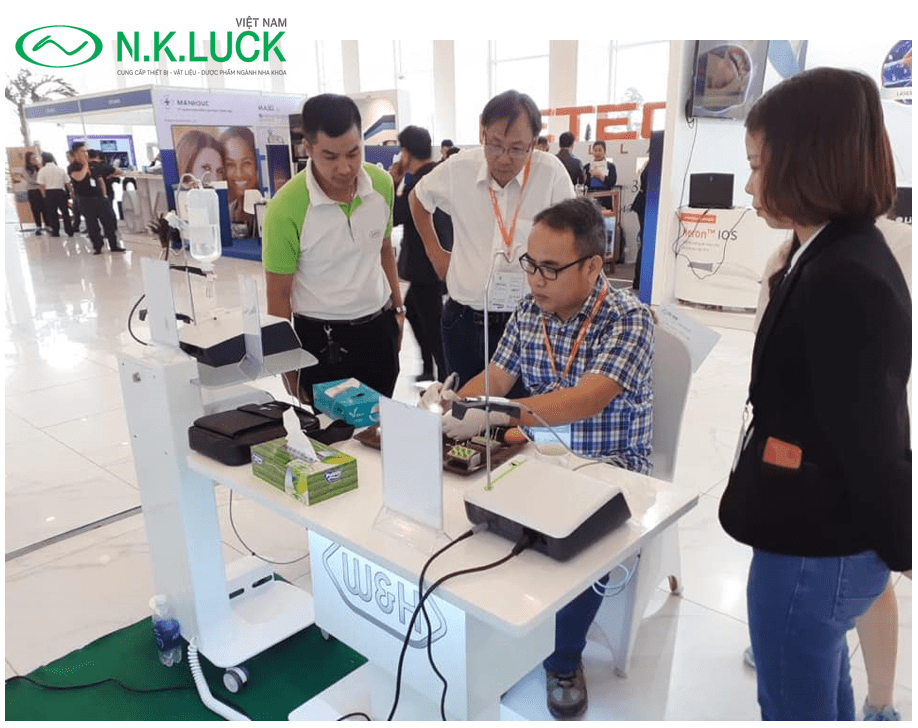 Đến N.K.Luck để trải nghiệm sản phẩm của W&H.