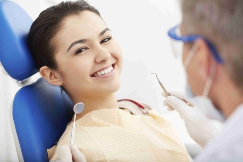 Địa điểm mua keo dán răng chất lượng tại Việt Nam
