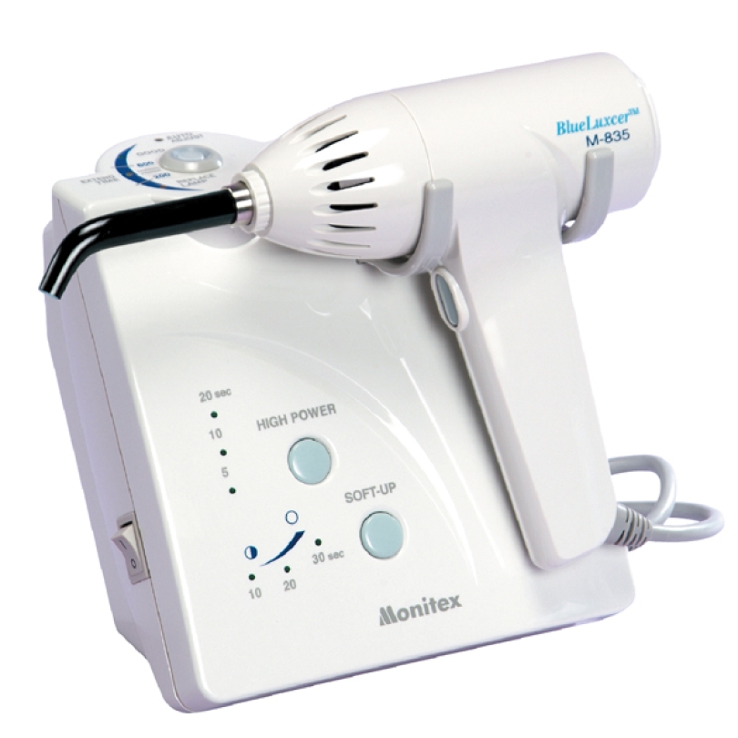 Đèn trám với bóng đèn Halogen công xuất cao BlueLuxer M-835